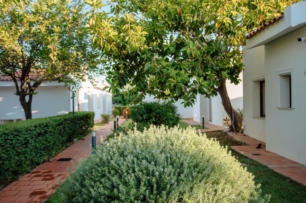 Resort Fior Di Sardegna Posada  Εξωτερικό φωτογραφία