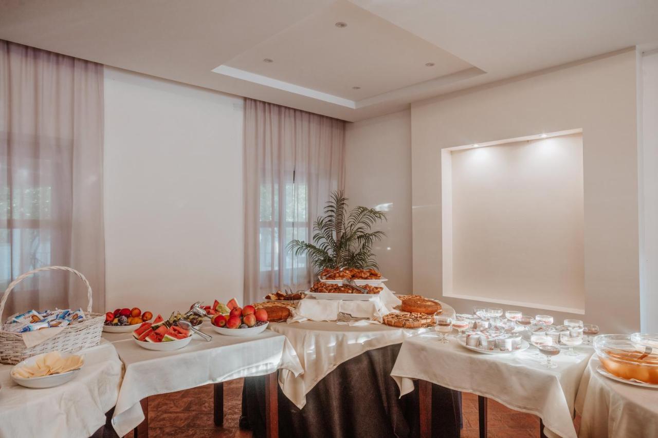 Resort Fior Di Sardegna Posada  Εξωτερικό φωτογραφία