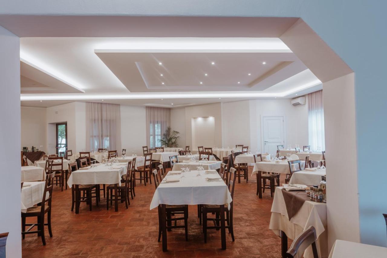 Resort Fior Di Sardegna Posada  Εξωτερικό φωτογραφία